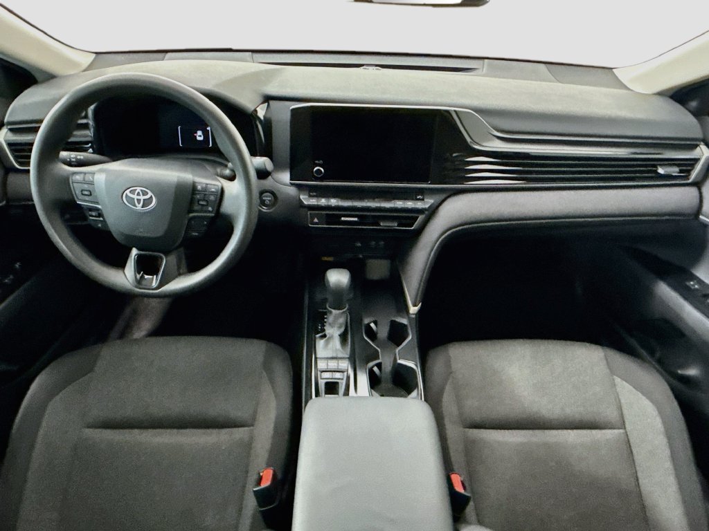 Used 2025 Toyota Camry LE FWD image 13