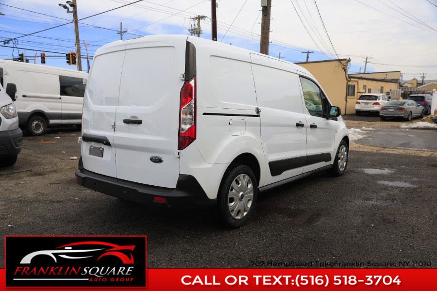 Used 2022 Ford Transit Connect XLT image 5