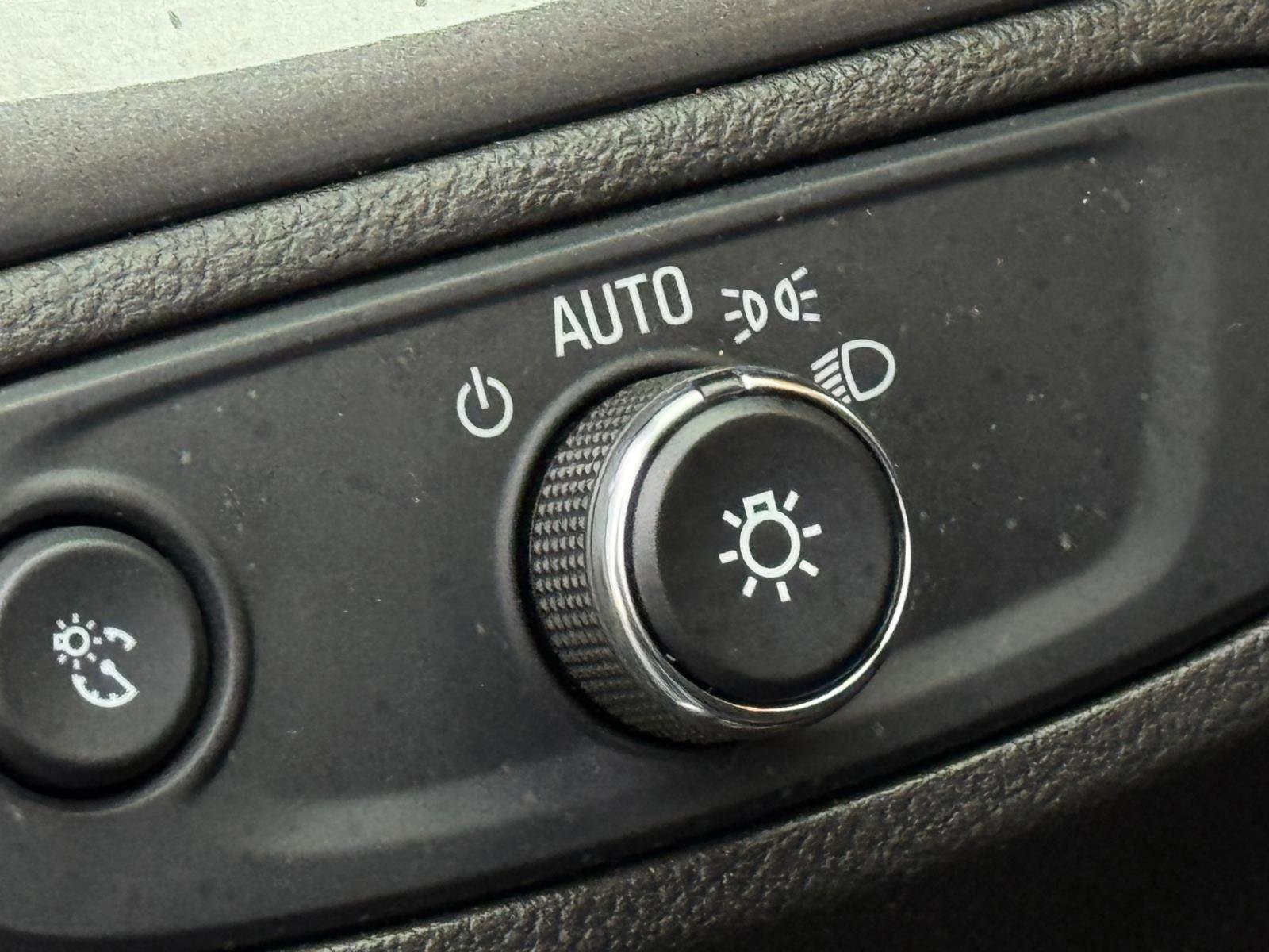 Used 2017 Buick Encore Preferred image 13