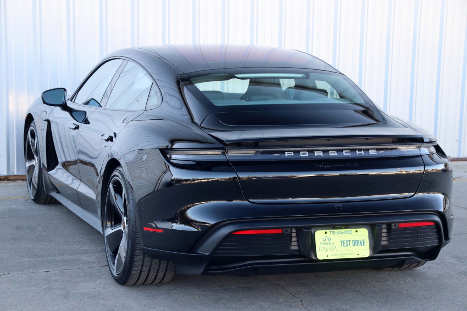Used 2020 Porsche Taycan 4S image 51