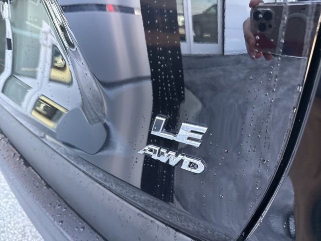 Used 2023 Toyota RAV4 LE image 10