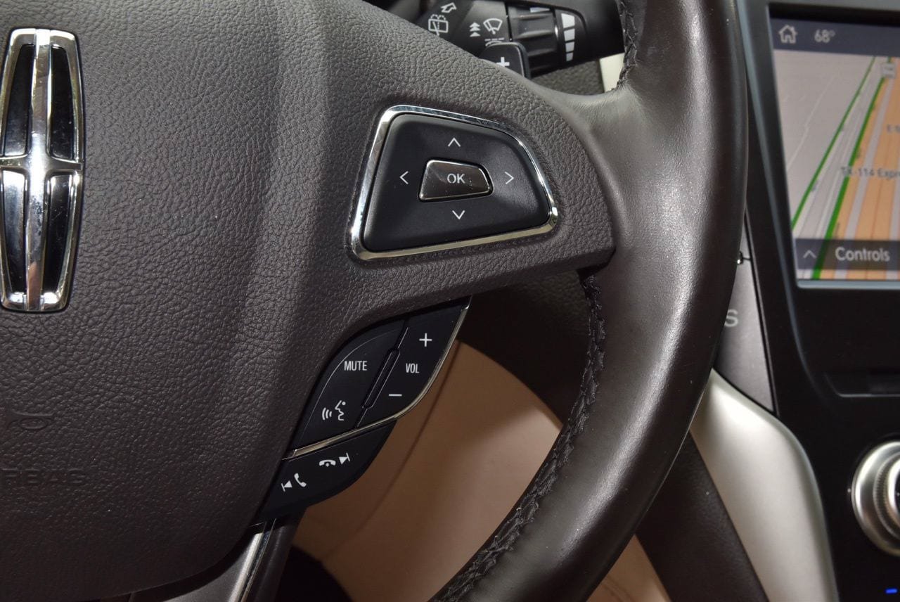 Used 2019 Lincoln MKC Reserve w/ MKC Technology Package FWD image 24