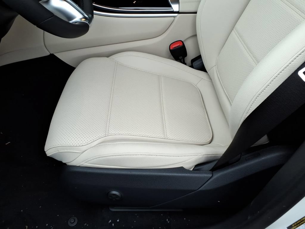 New 2026 Mercedes-Benz GLC 300 4MATIC image 15