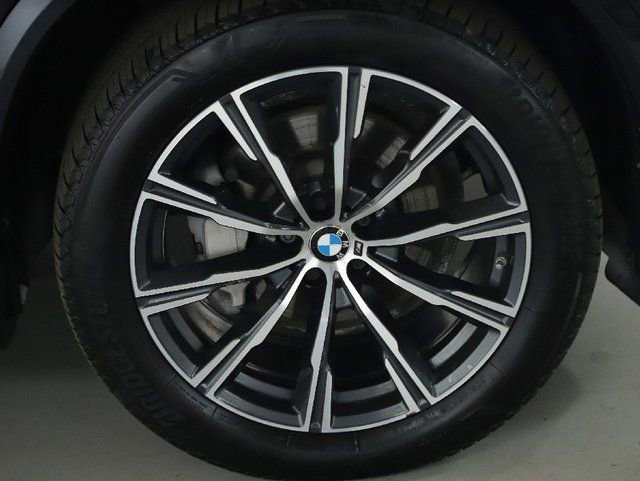 Used 2019 BMW X5 xDrive40i w/ M Sport Package image 40