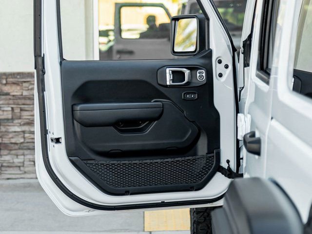 Used 2023 Jeep Wrangler Unlimited Sport image 12