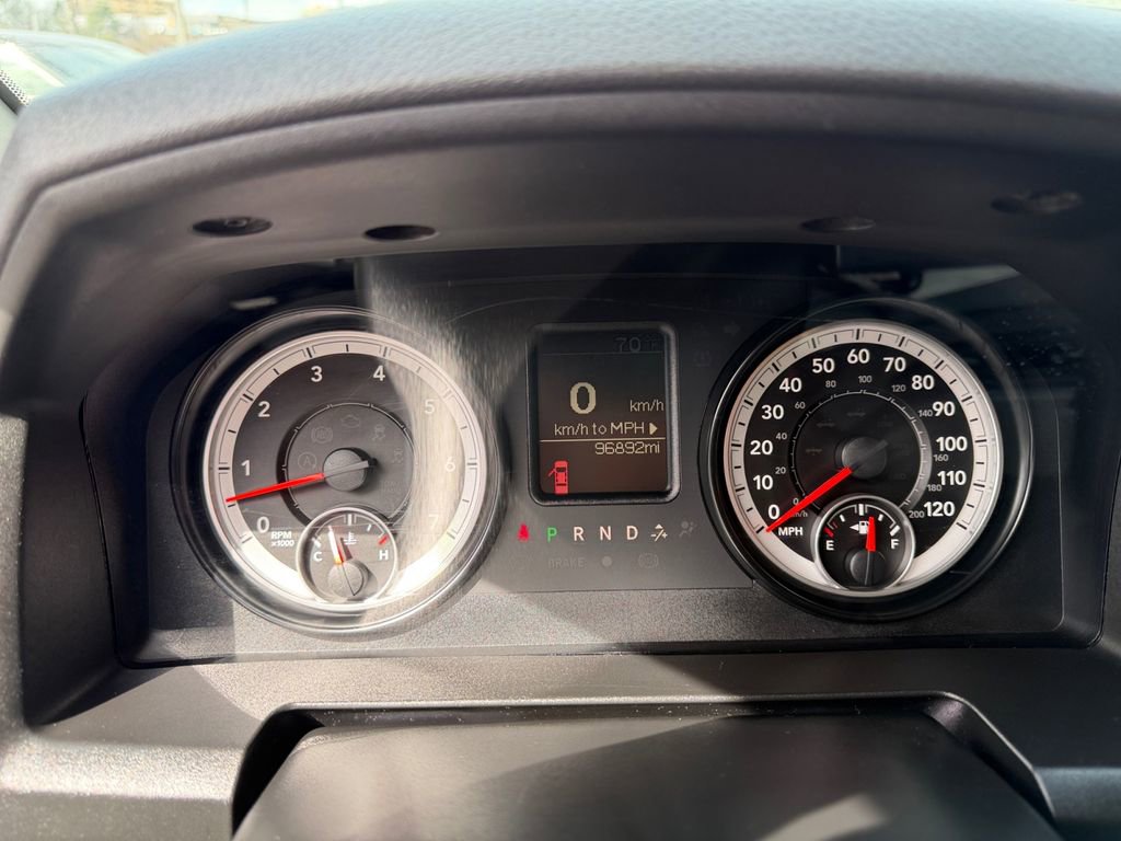 Used 2015 RAM 1500 Express image 18