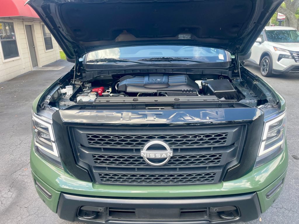 Used 2024 Nissan Titan SV w/ SV Bronze Edition Package AWD/4WD image 15