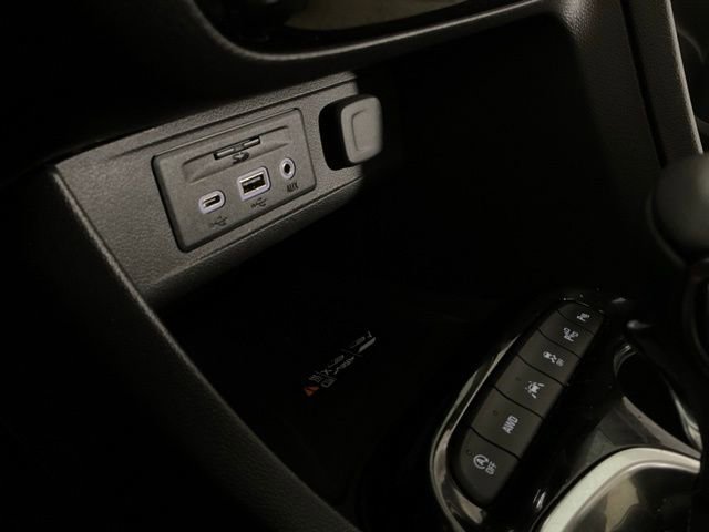 Used 2023 Buick Encore GX Essence w/ Advanced Technology Package AWD/4WD image 24