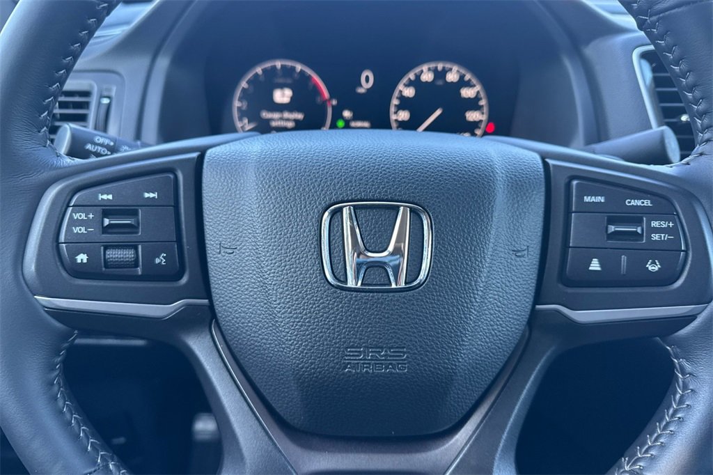 Certified 2025 Honda Ridgeline RTL+ image 24