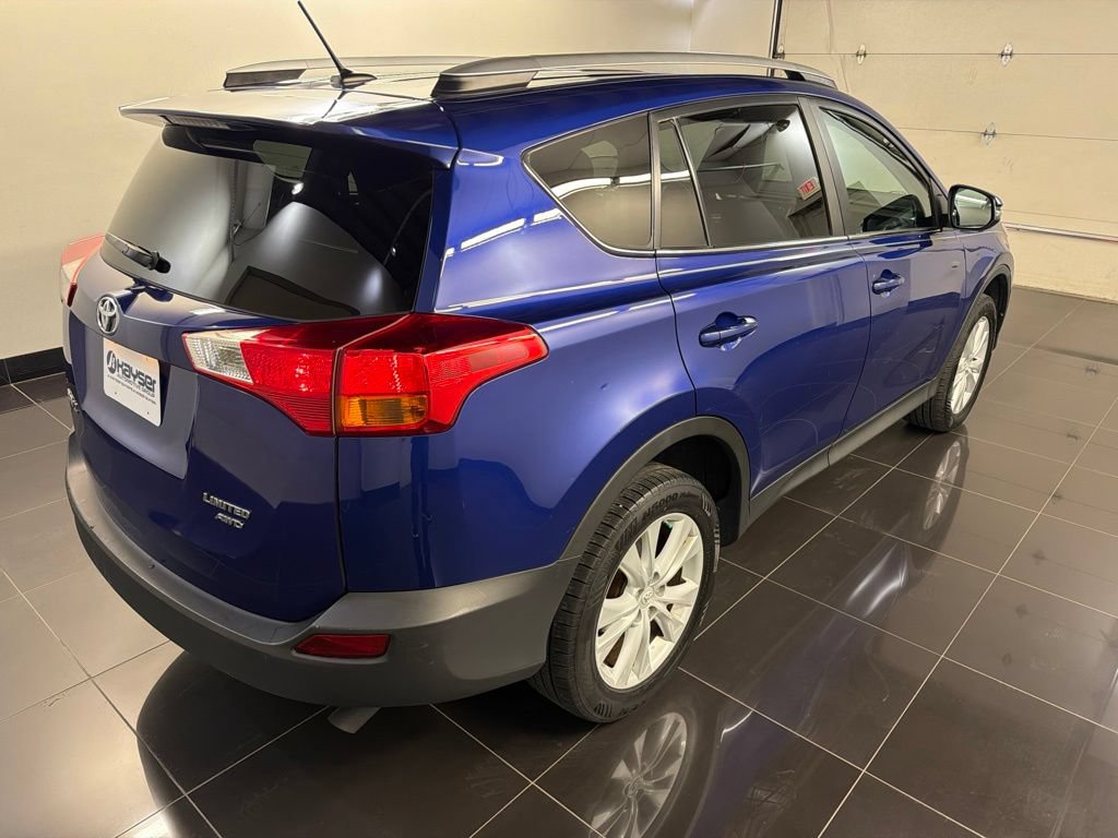 Used 2015 Toyota RAV4 Limited w/ Technology Package AWD/4WD image 6