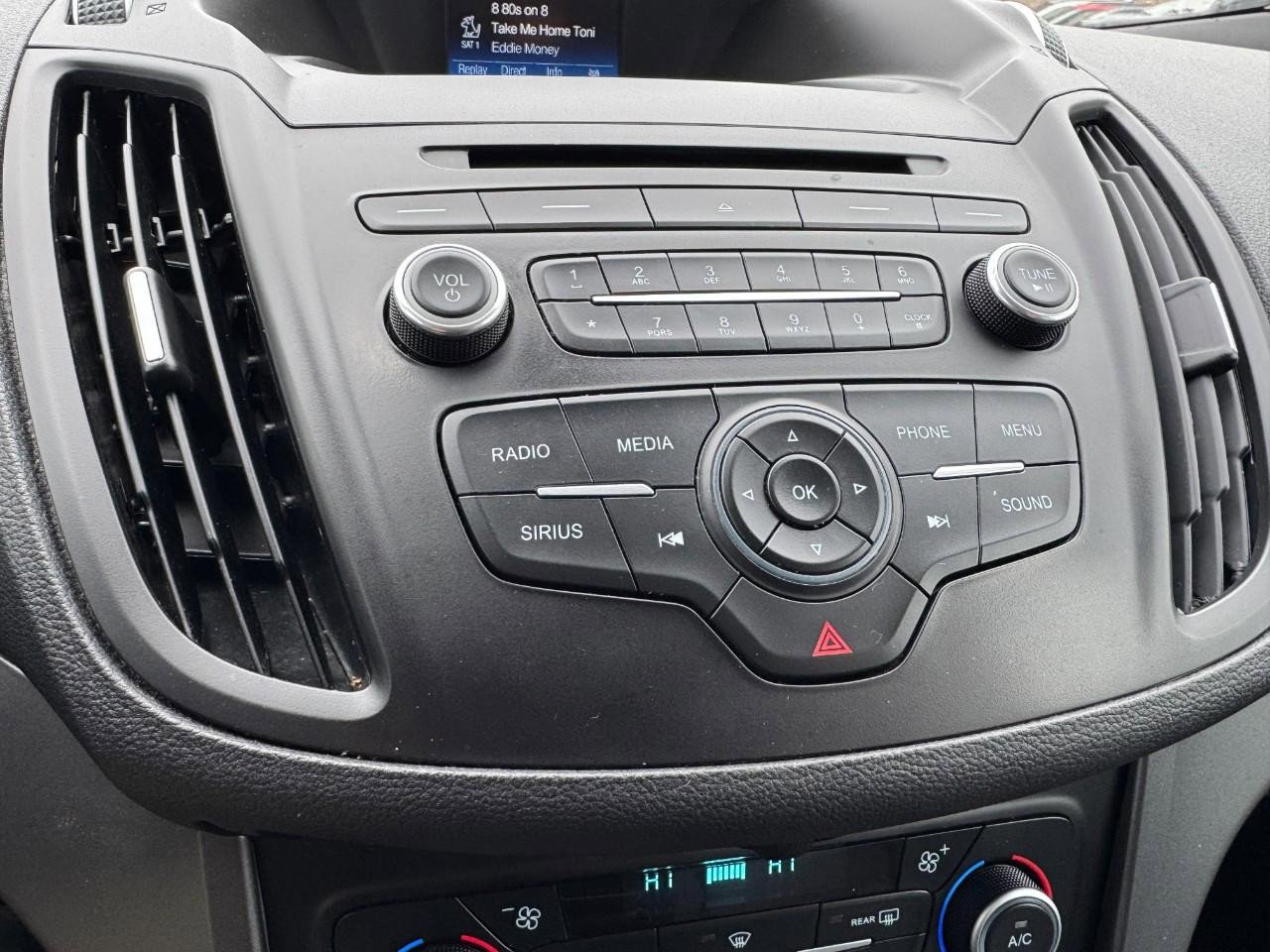 Used 2018 Ford Escape SE image 19