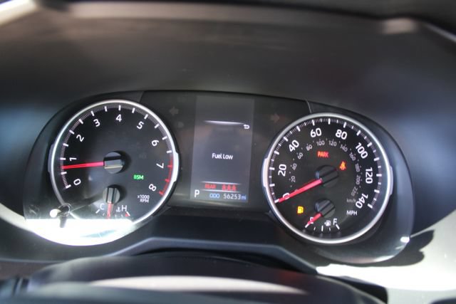 Used 2022 Toyota RAV4 XLE FWD image 22