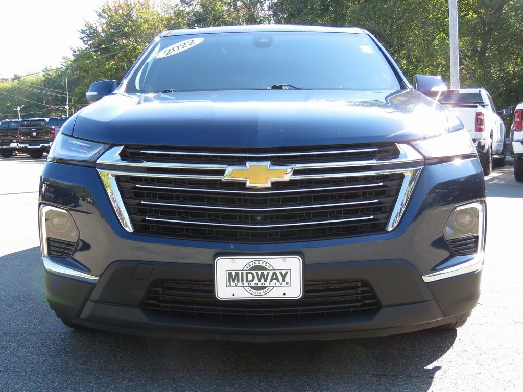 Used 2022 Chevrolet Traverse LT w/ LT Premium Package image 3