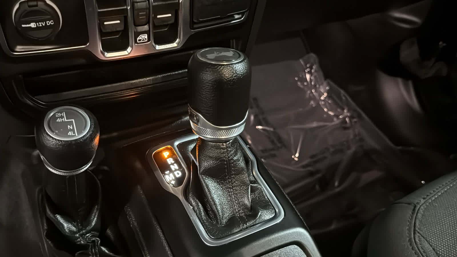 Used 2022 Jeep Wrangler Unlimited Sport AWD/4WD image 17