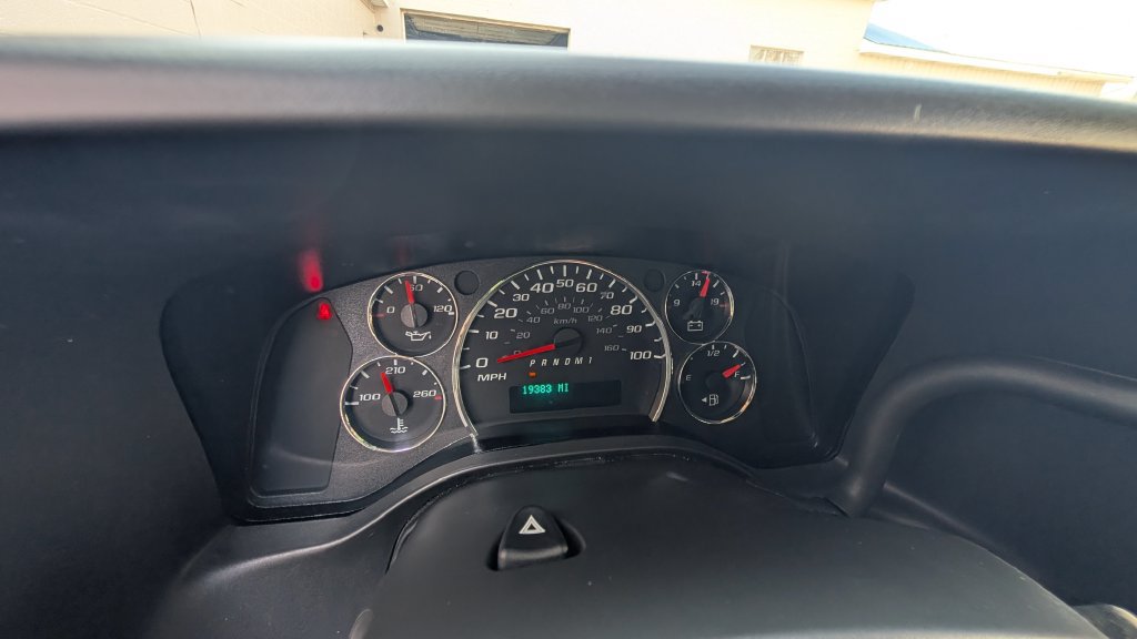 Used 2025 GMC Savana 2500 w/ Driver Convenience Package RWD image 10
