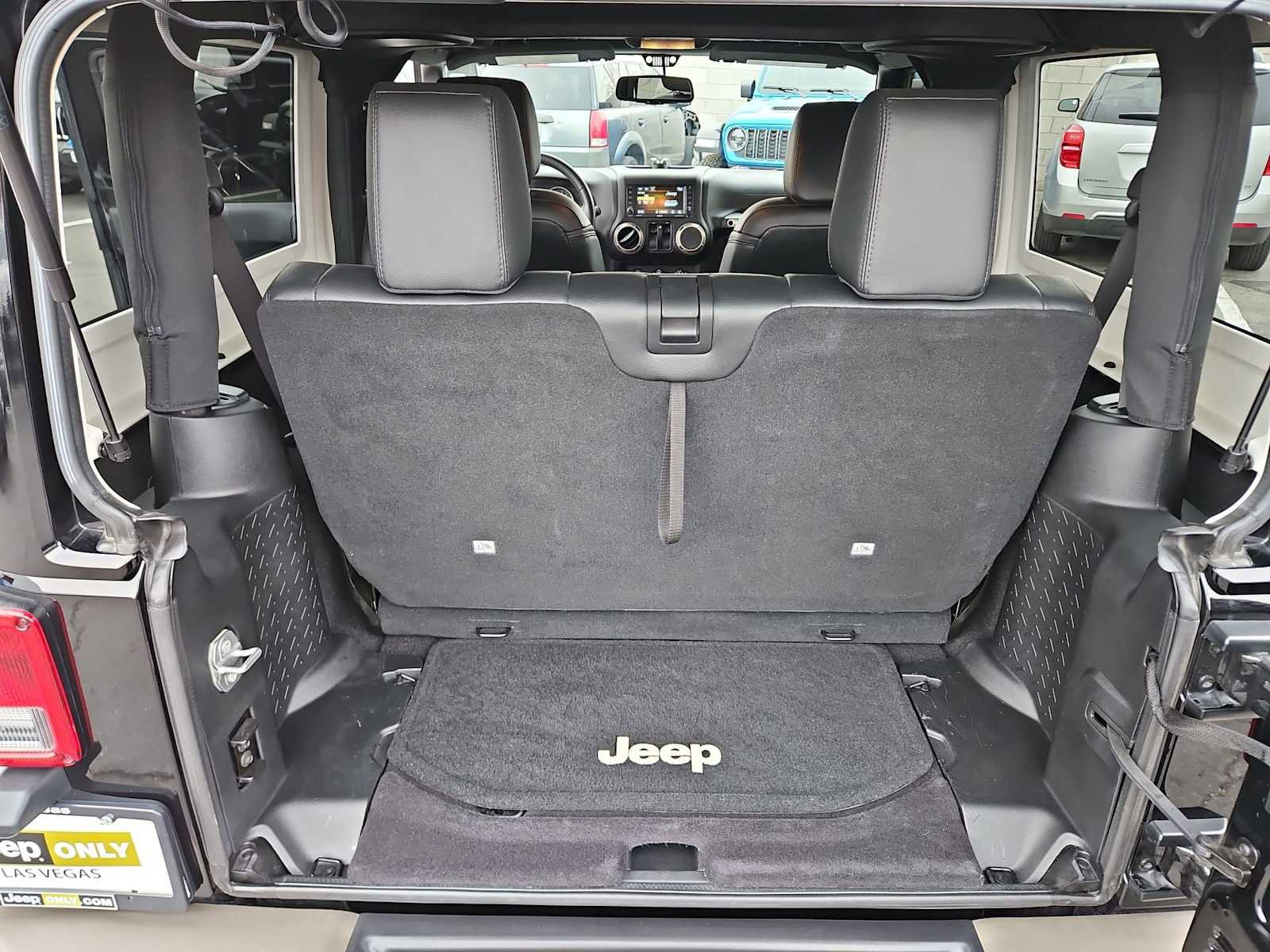Used 2017 Jeep Wrangler 75th Anniversary image 31