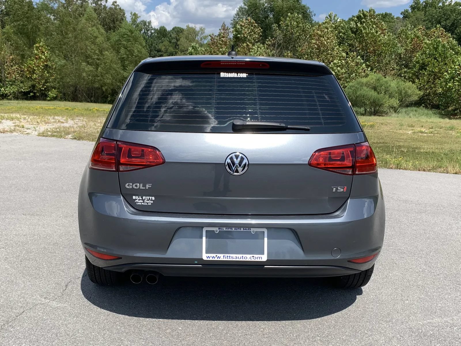 Used 2017 Volkswagen Golf 4-Door FWD image 6