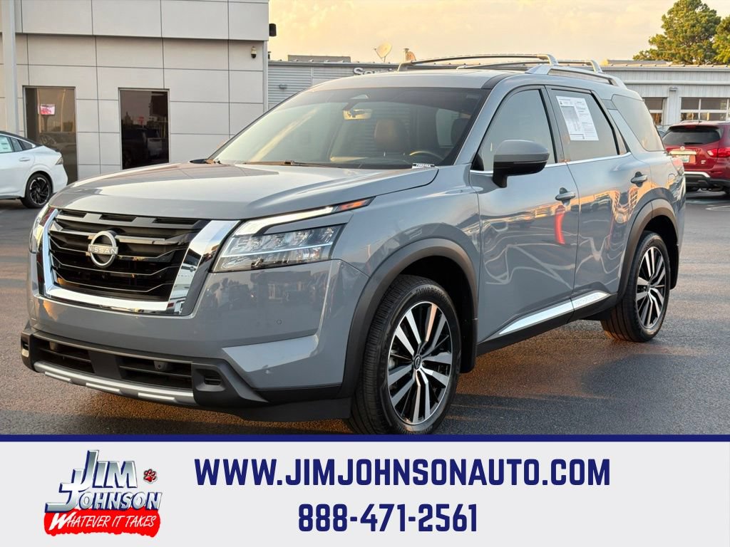 Used 2024 Nissan Pathfinder Platinum