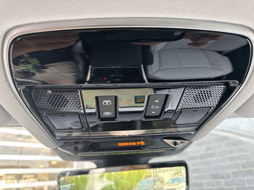 New 2027 Land Rover Range Rover Sport Battersea AWD/4WD image 25