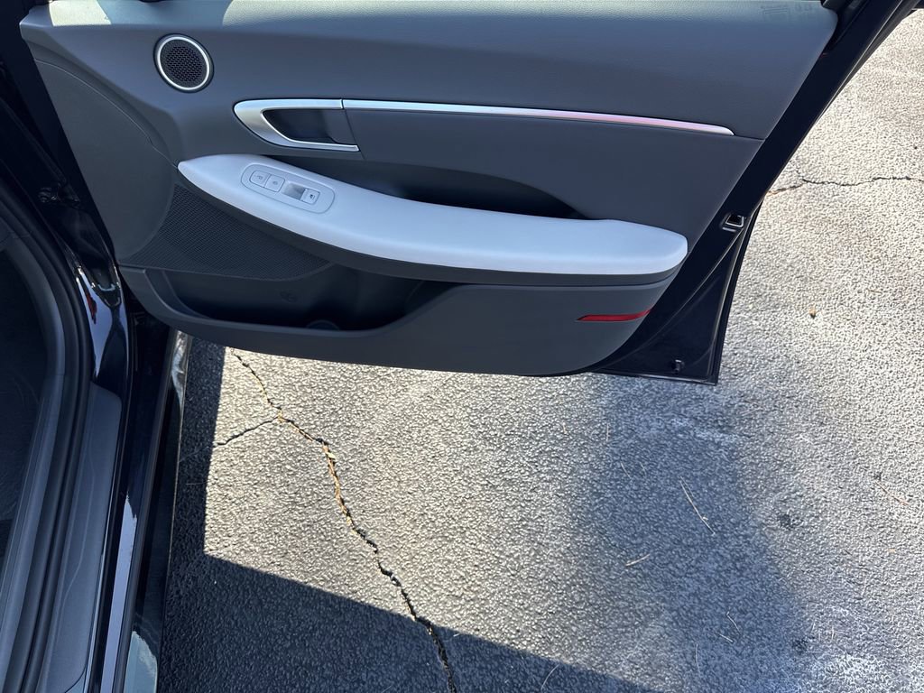 New 2026 Hyundai Sonata SEL FWD image 14