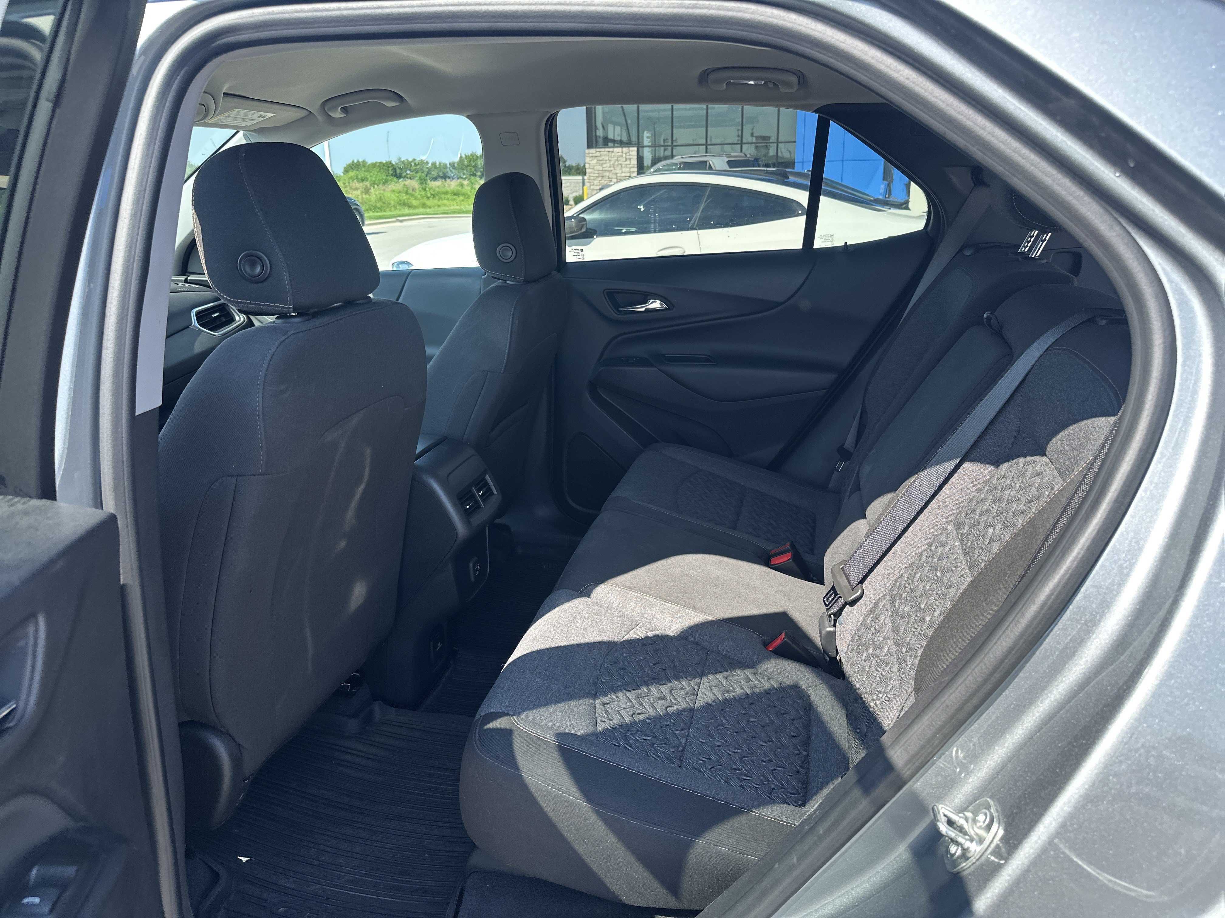Used 2024 Chevrolet Equinox LT AWD/4WD image 27