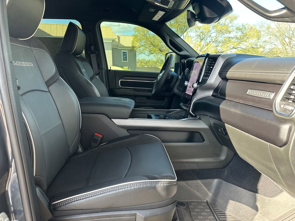 Used 2025 RAM 2500 Laramie w/ Night Edition image 54