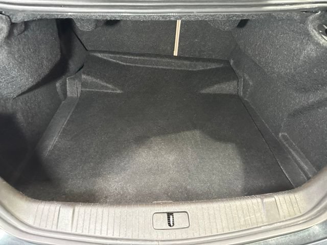 Used 2014 Buick LaCrosse Premium w/ Driver Confidence Package FWD image 27