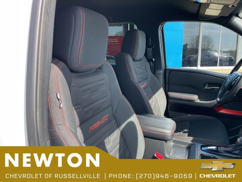Used 2025 Nissan Frontier PRO-4X AWD/4WD image 25
