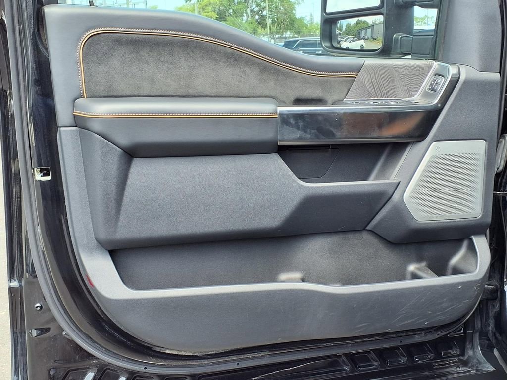 Used 2023 Ford F250 Platinum AWD/4WD image 30