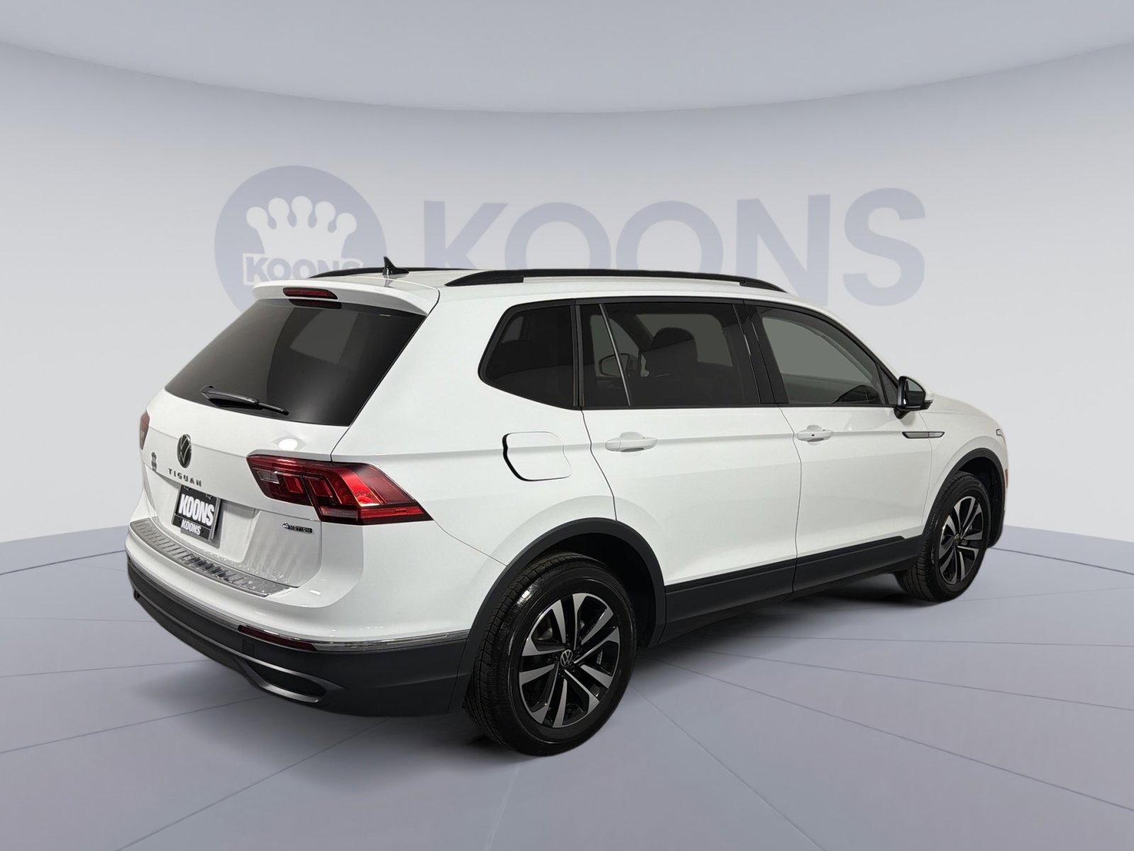 Used 2024 Volkswagen Tiguan S image 7