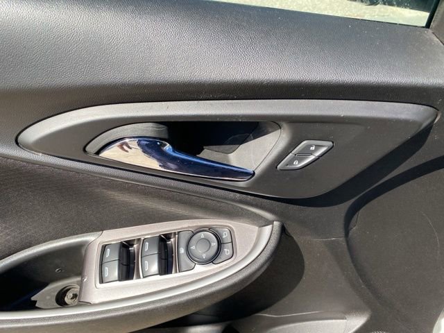 Used 2023 Chevrolet Malibu LS FWD image 20