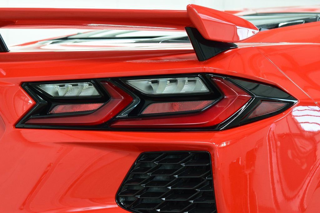 New 2026 Chevrolet Corvette Stingray Coupe w/ Z51 Performance Package RWD image 18