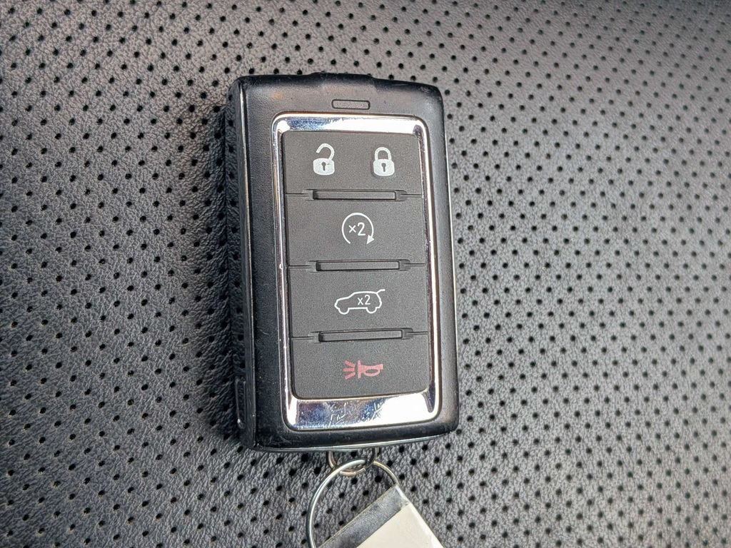 Used 2024 Jeep Wagoneer Series II AWD/4WD image 31