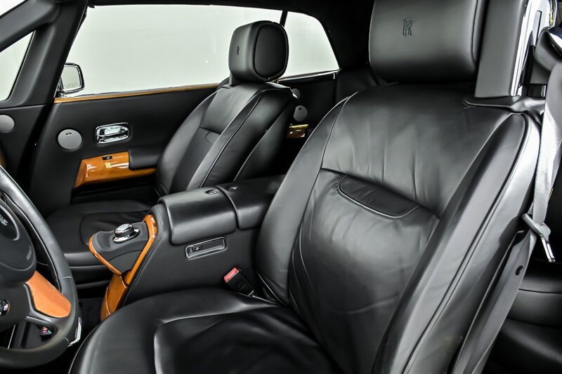 Used 2008 Rolls-Royce Phantom Drophead Coupe RWD image 22