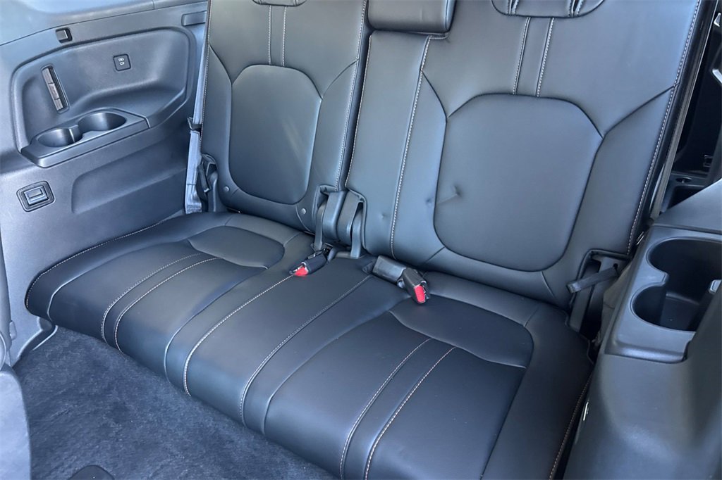 Certified 2024 Honda Pilot TrailSport image 19