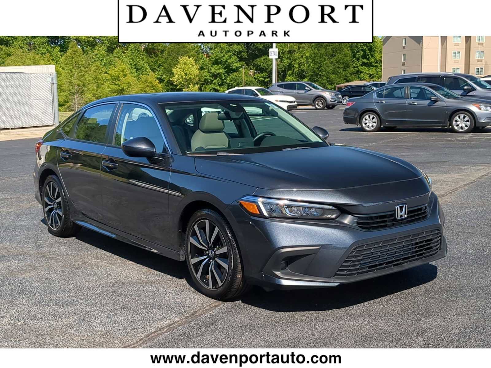 Used 2024 Honda Civic EX image 1