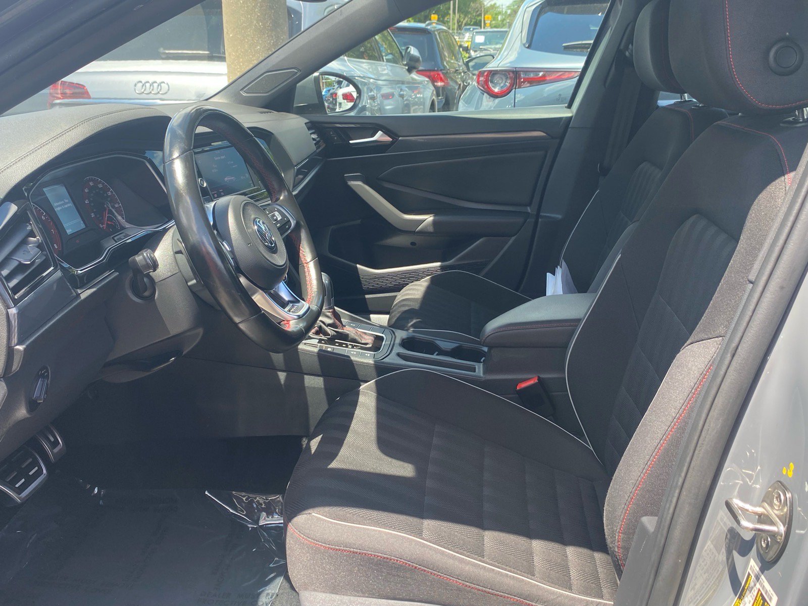 Used 2019 Volkswagen Jetta GLI FWD image 8