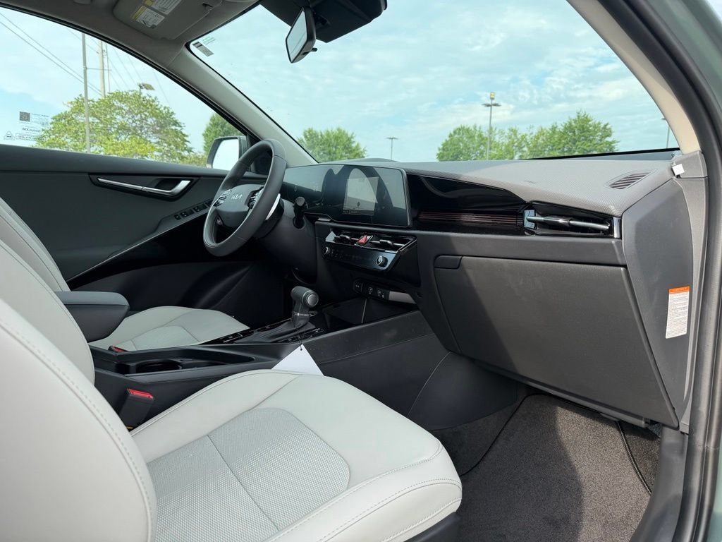New 2026 Kia Niro EX w/ EX Premium Package FWD image 32