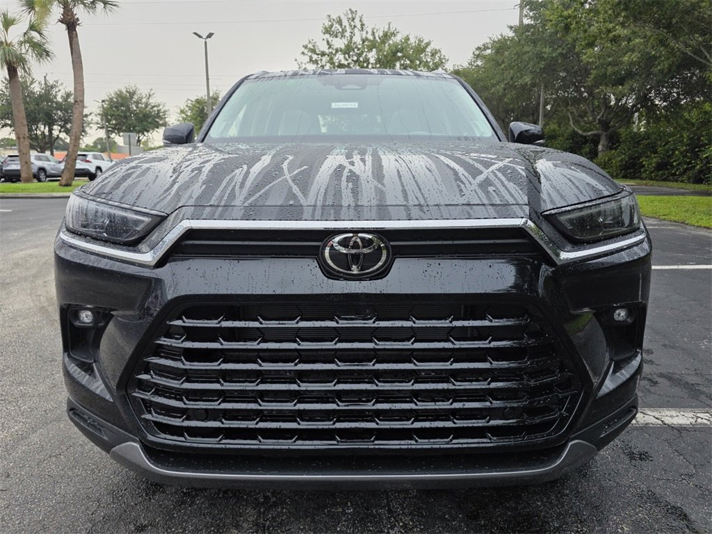 New 2026 Toyota Grand Highlander Limited image 2