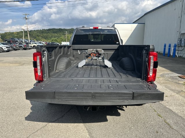 Used 2024 Ford F450 Lariat AWD/4WD image 29