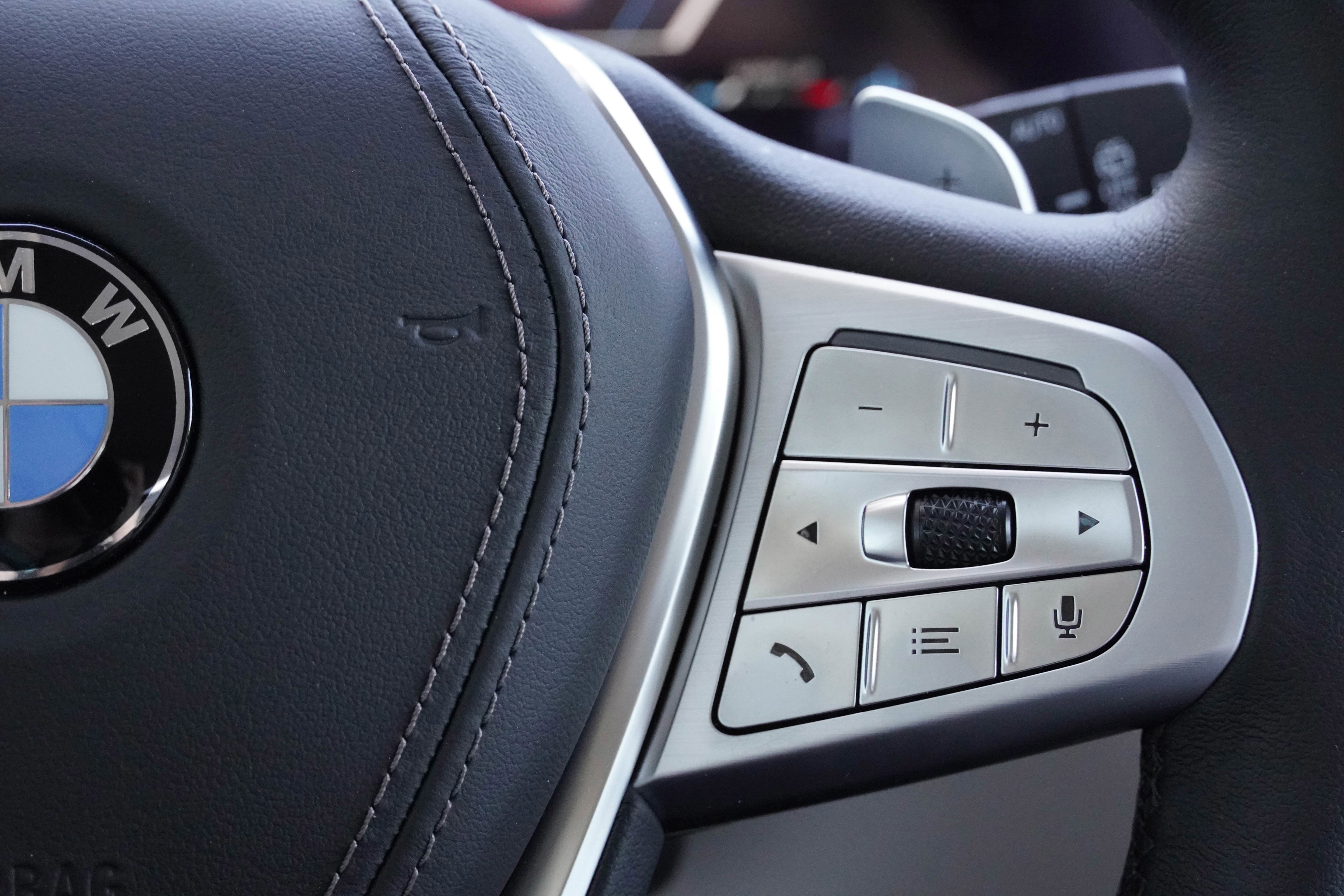 Used 2026 BMW X7 xDrive40i w/ Executive Package image 23