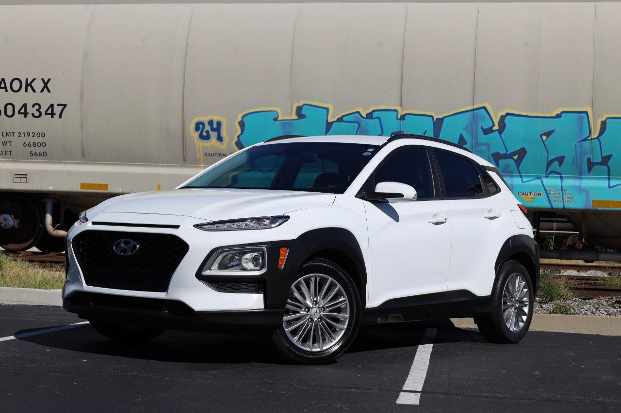 Used 2021 Hyundai Kona SEL FWD image 2