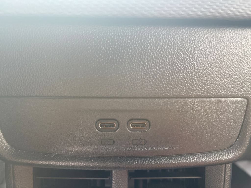 Used 2026 Chevrolet Equinox LT AWD/4WD image 34