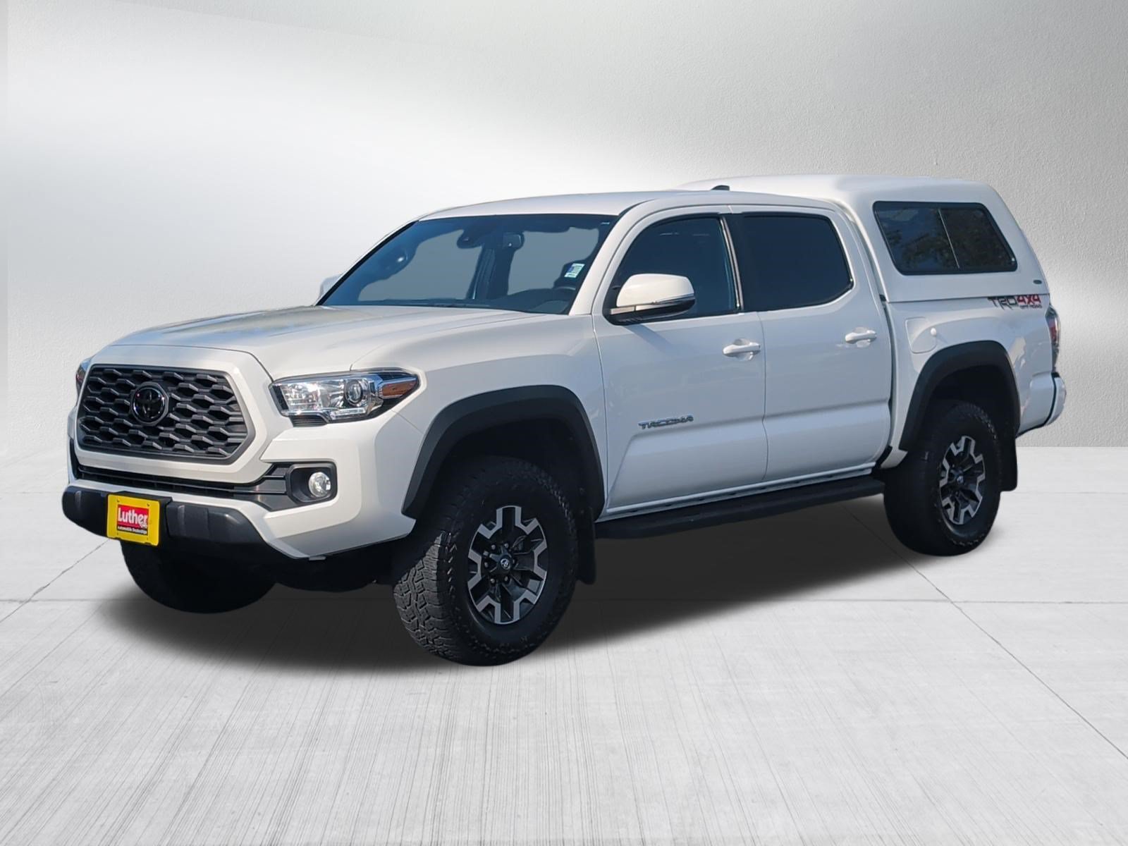 Used 2022 Toyota Tacoma TRD Off-Road w/ Technology Package AWD/4WD image 3