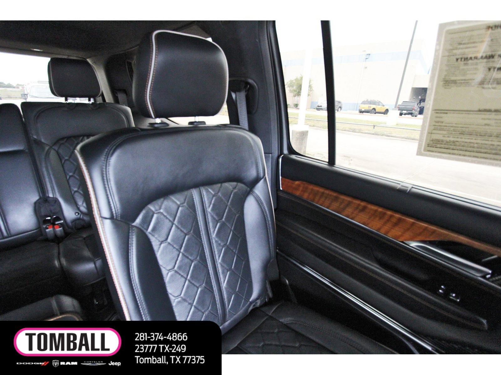 Used 2022 Jeep Grand Wagoneer Series III AWD/4WD image 12