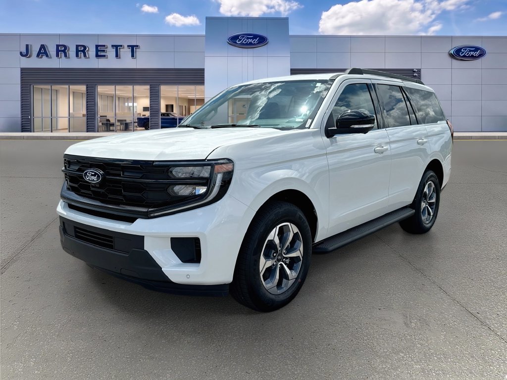 New 2027 Ford Expedition Active RWD image 3