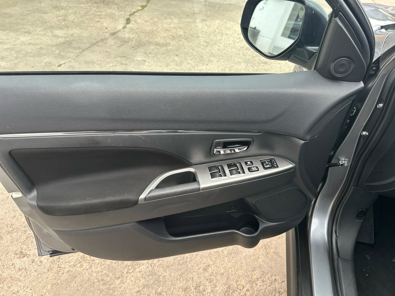 Used 2021 Mitsubishi Outlander Sport SE image 11