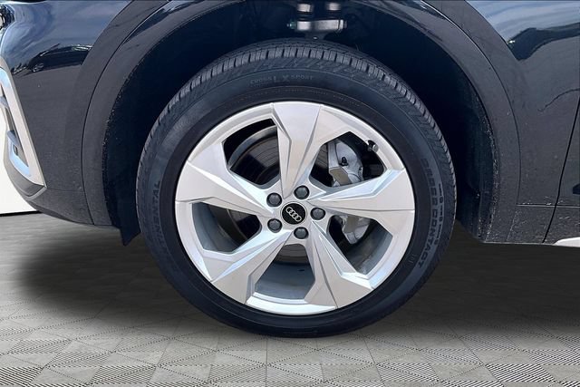 Used 2023 Audi Q5 2.0T Premium Plus w/ Premium Plus Package AWD/4WD image 8