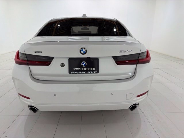 Certified 2023 BMW 330i xDrive Sedan w/ Premium Package AWD/4WD image 4