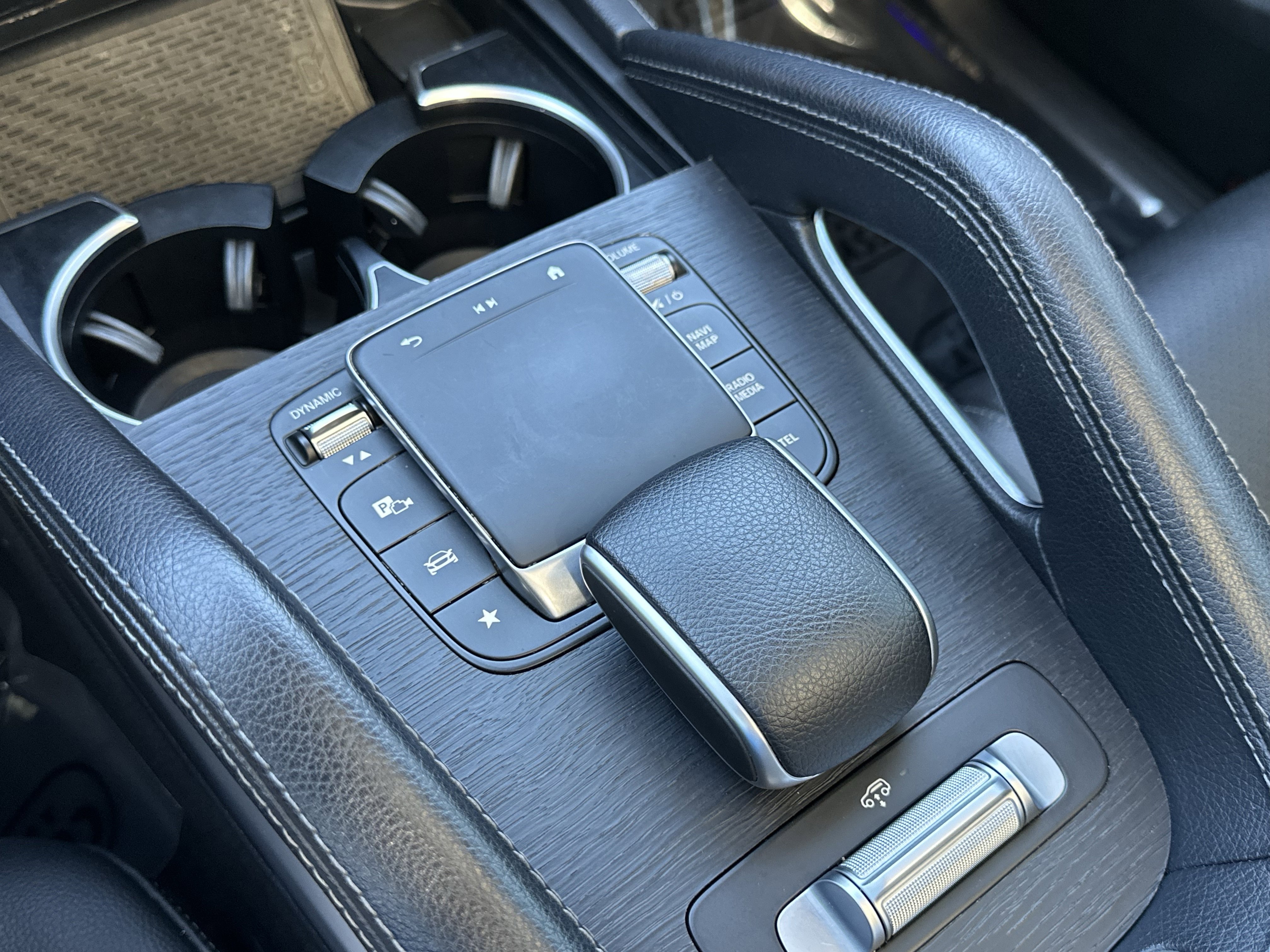 Used 2024 Mercedes-Benz GLS 450 4MATIC image 19